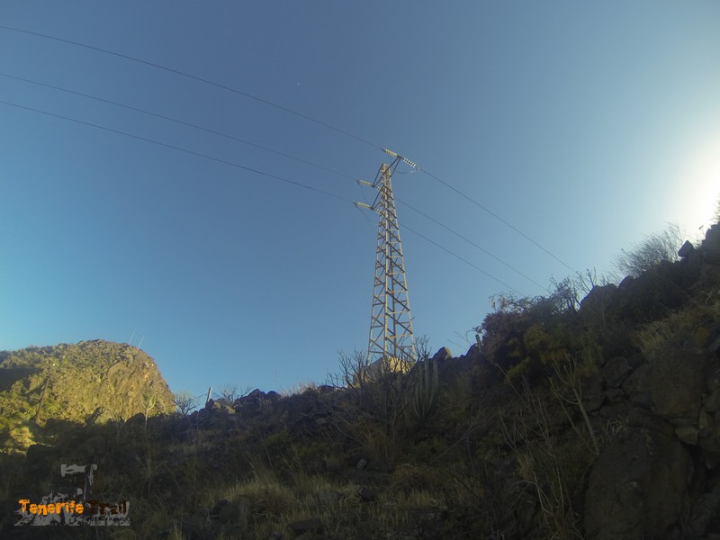 Torre electrica referencia subida a Pico La Leña